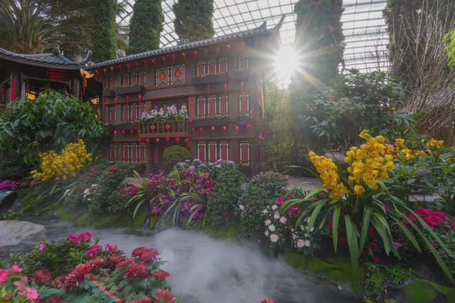 “春花盛开之白蛇传”花卉展在新加坡滨海湾花园揭幕(图2)