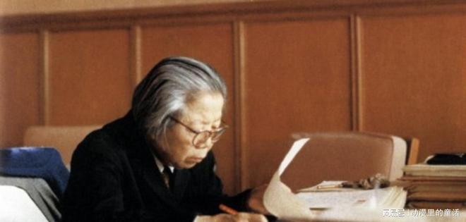 1974年周总理私扣毛主席指令逝世后才被发现内容让人感慨不已(图13)